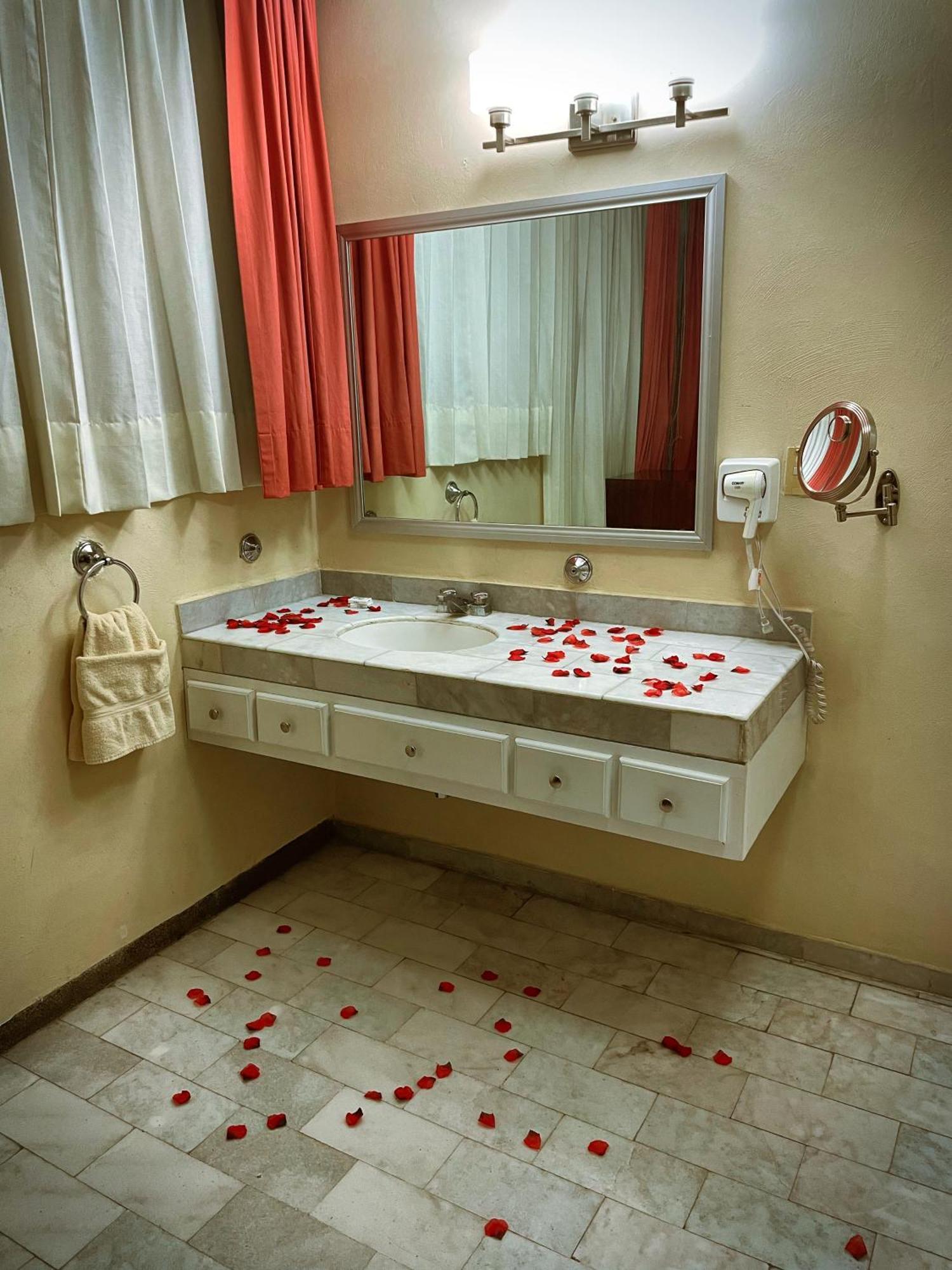 איראפואטו Hotel Flamingo Kristal מראה חיצוני תמונה
